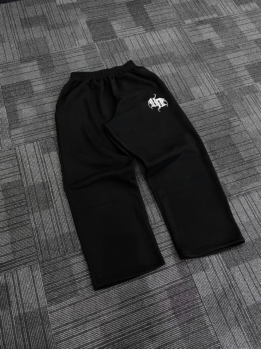 SIGNATURE PLAIN "BAGGY SWEAT PANTS" IN BLACK