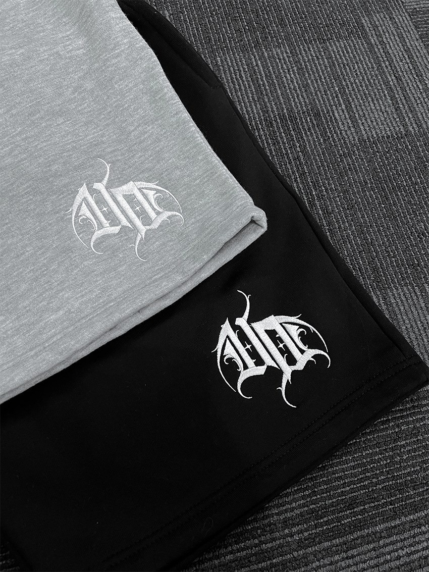 SIGNATURE PLAIN "BAGGY SWEAT SHORTS" IN GRAY