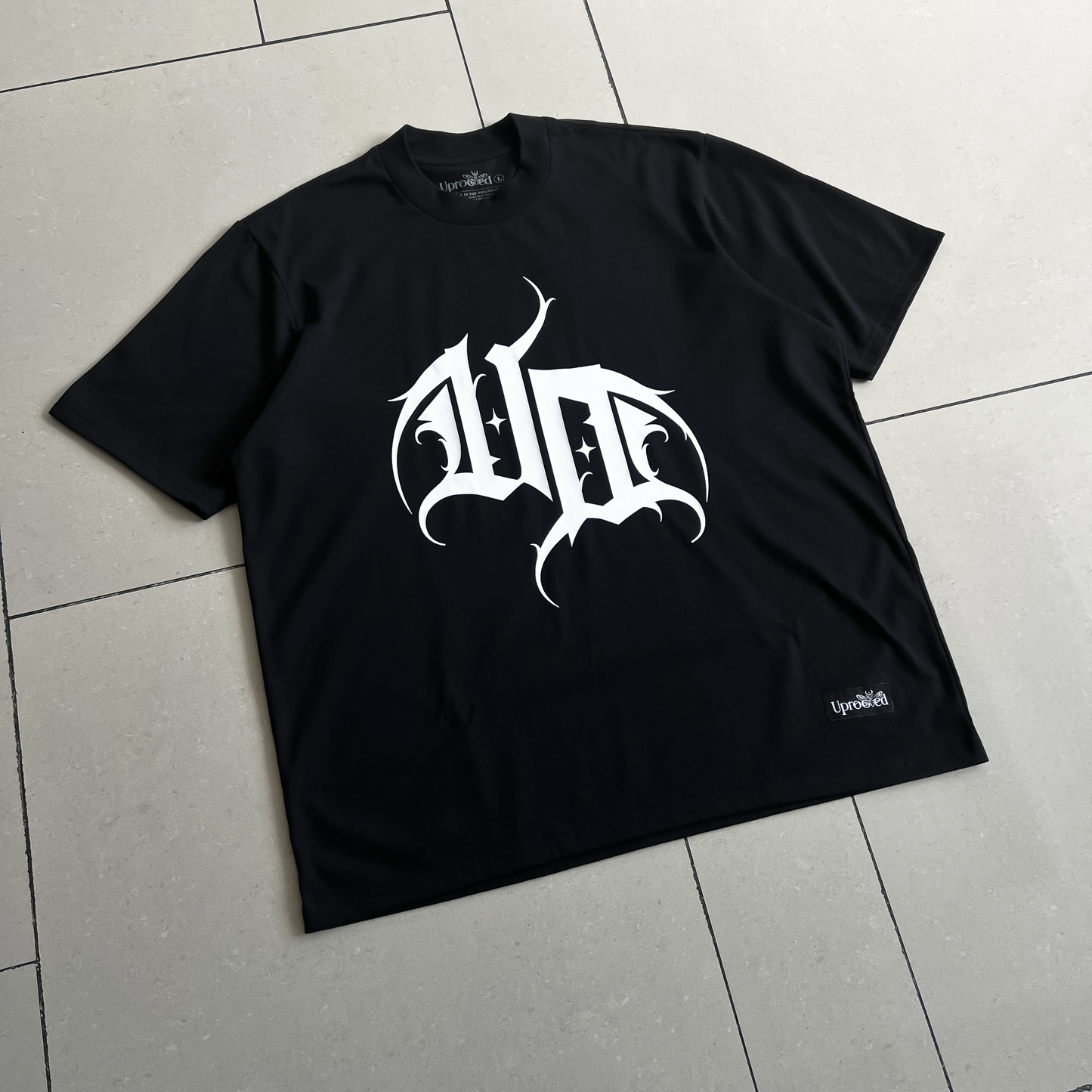 UD MONO CORE" OVERSIZED TEE IN BLACK