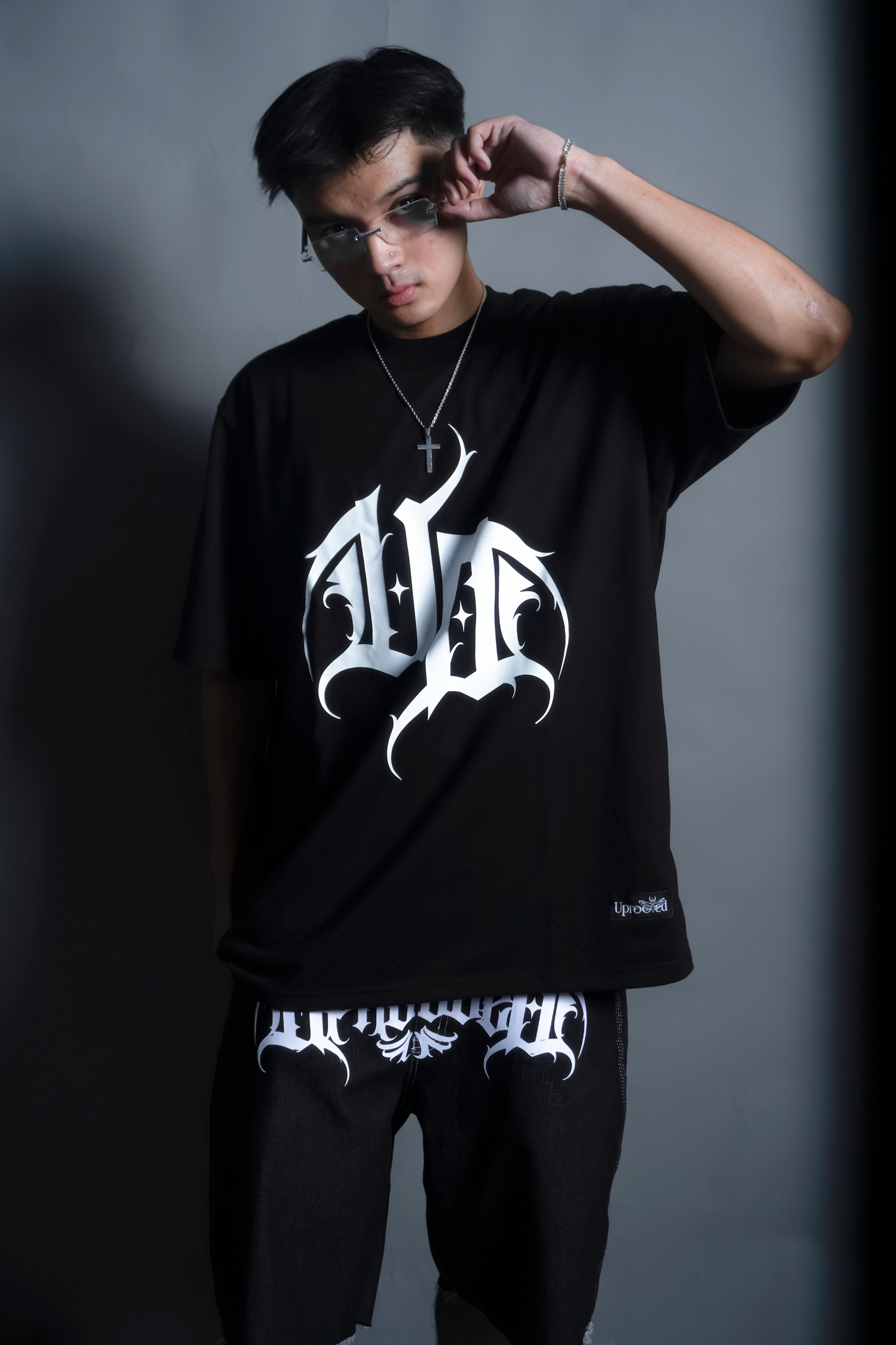 UD MONO CORE" OVERSIZED TEE IN BLACK